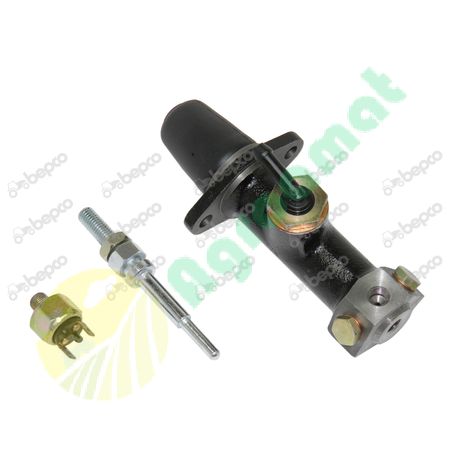 MASTER BRAKE CYLINDER 