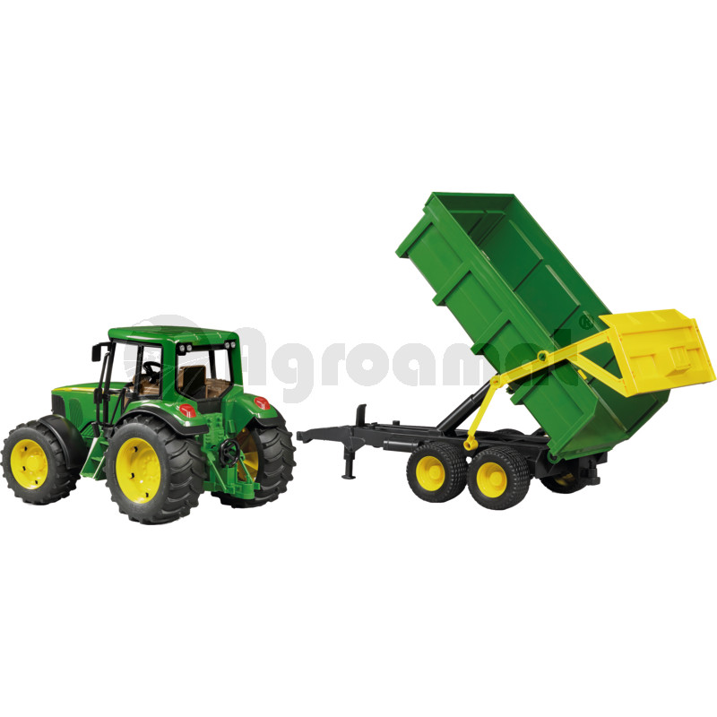 Tractor cu remorca basculabila