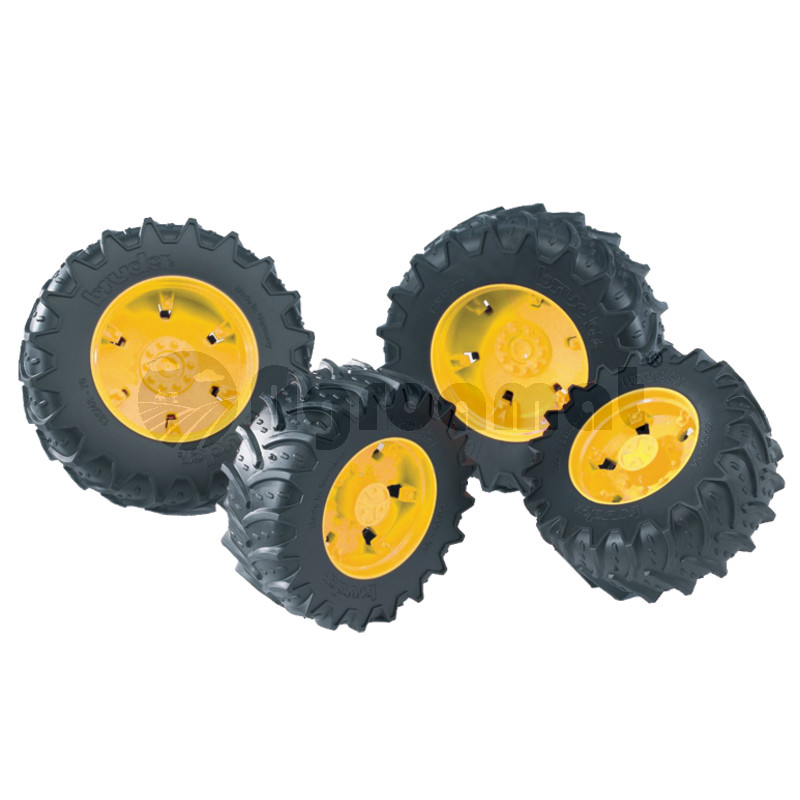 Set anvelope duble cu jante argintii