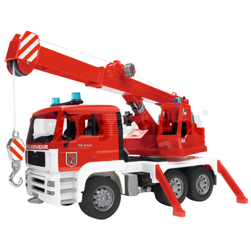 Masina pompieri cu macara