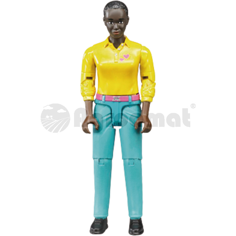 Femeie cu ten masliniu si pantaloni turcoaz