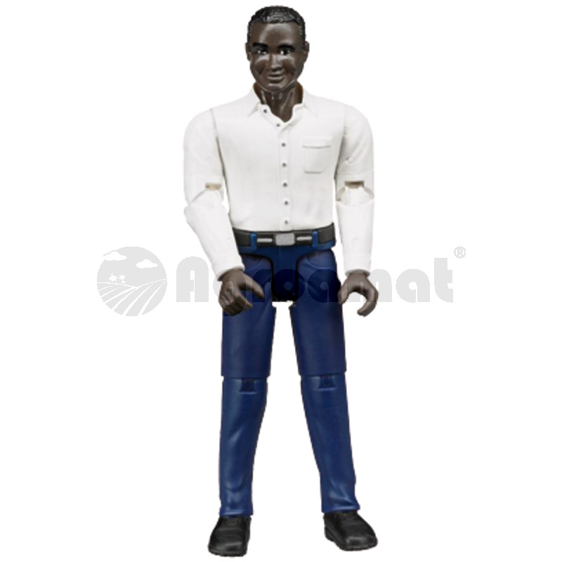 Barbat cu ten masliniu si pantaloni albastri inchis