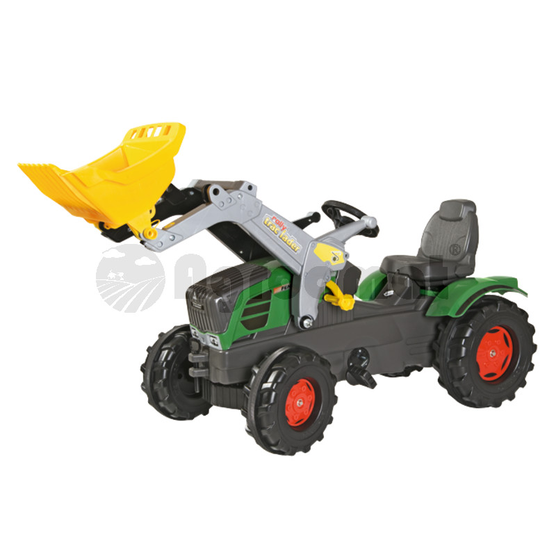 Tractor cu trailer