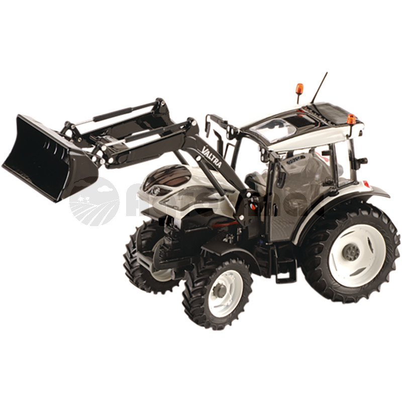 Valtra A4 104