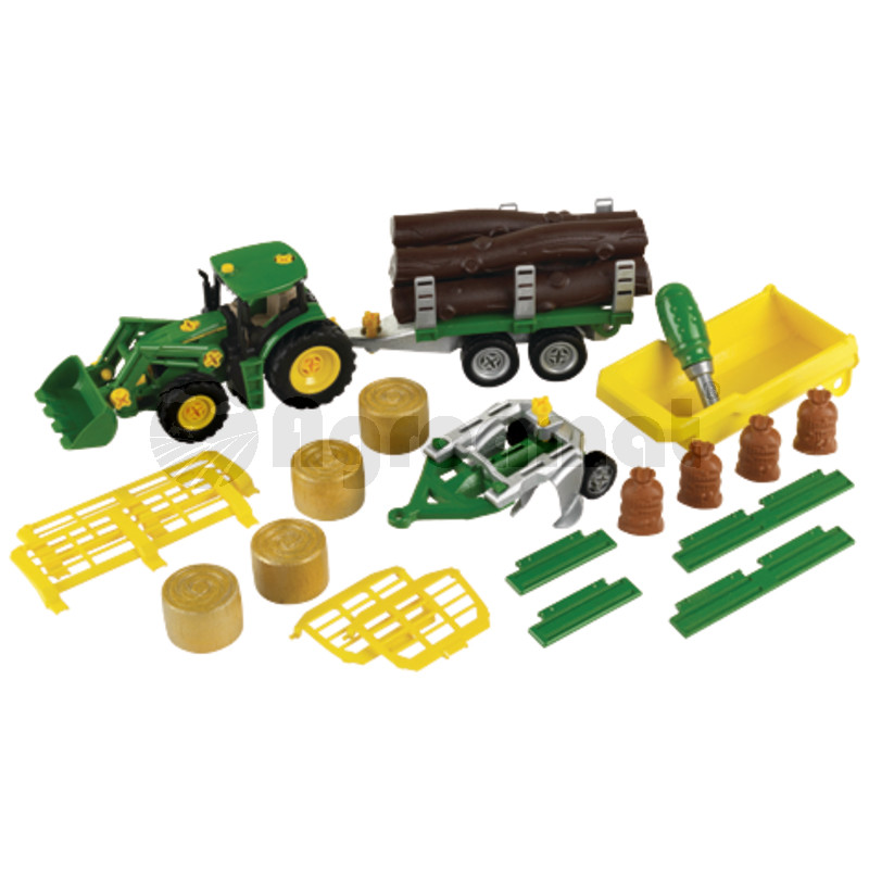 Tractor cu 5 remorci, atasabil pe 5 versiuni de remorci diferite