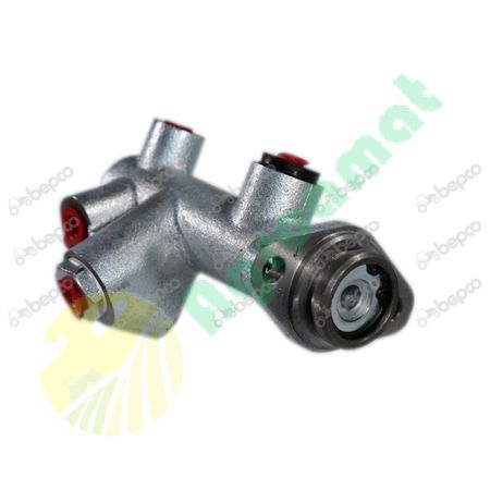 MASTER BRAKE CYLINDER 