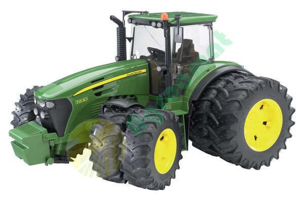 Tractor John Deere 7930 cu anvelope duble