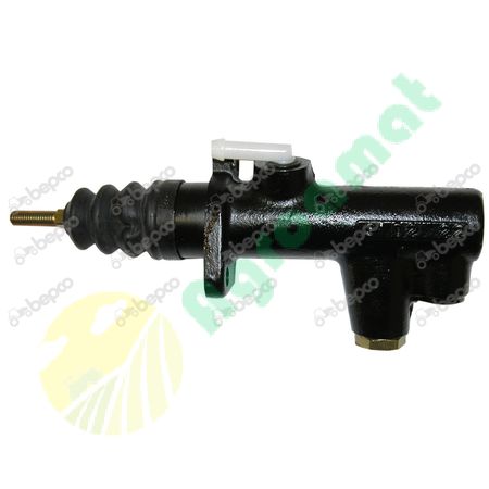 MASTER BRAKE CYLINDER 